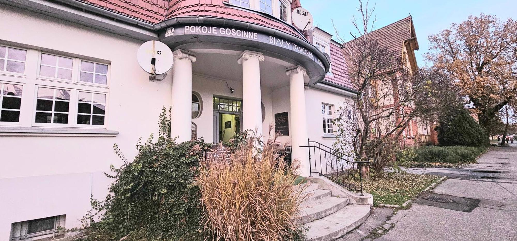Bialy Dworek - Solankowa 60 Homestay Inowroclaw